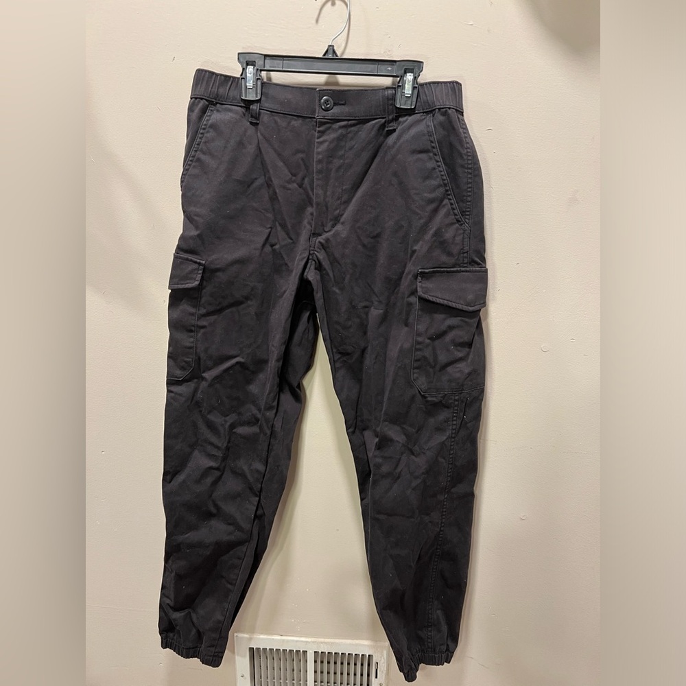Uniqlo cargos small